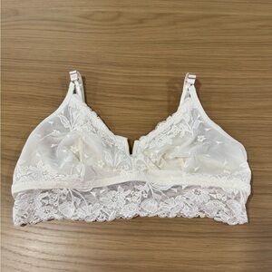 Aerie Lace Bralette in Cream - XL